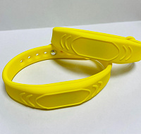 Браслет силиконовый, регулируемый, желтый